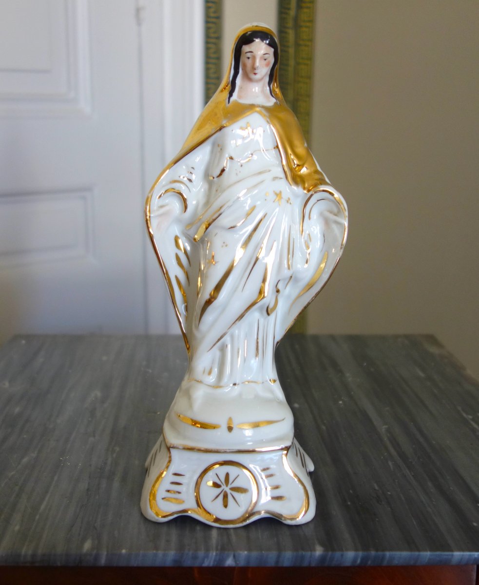 Statue Of The Blessed Virgin Mary In White And Gold Paris Porcelain—circa 1850-photo-2