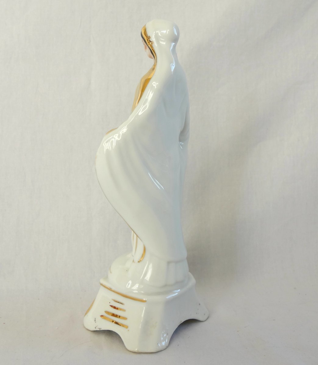Statue Of The Blessed Virgin Mary In White And Gold Paris Porcelain—circa 1850-photo-2
