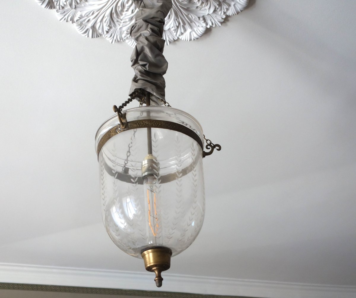 Neoclassical Bell-shaped Hallway Lantern With A Blown-glass Smoke Diffuser-photo-2