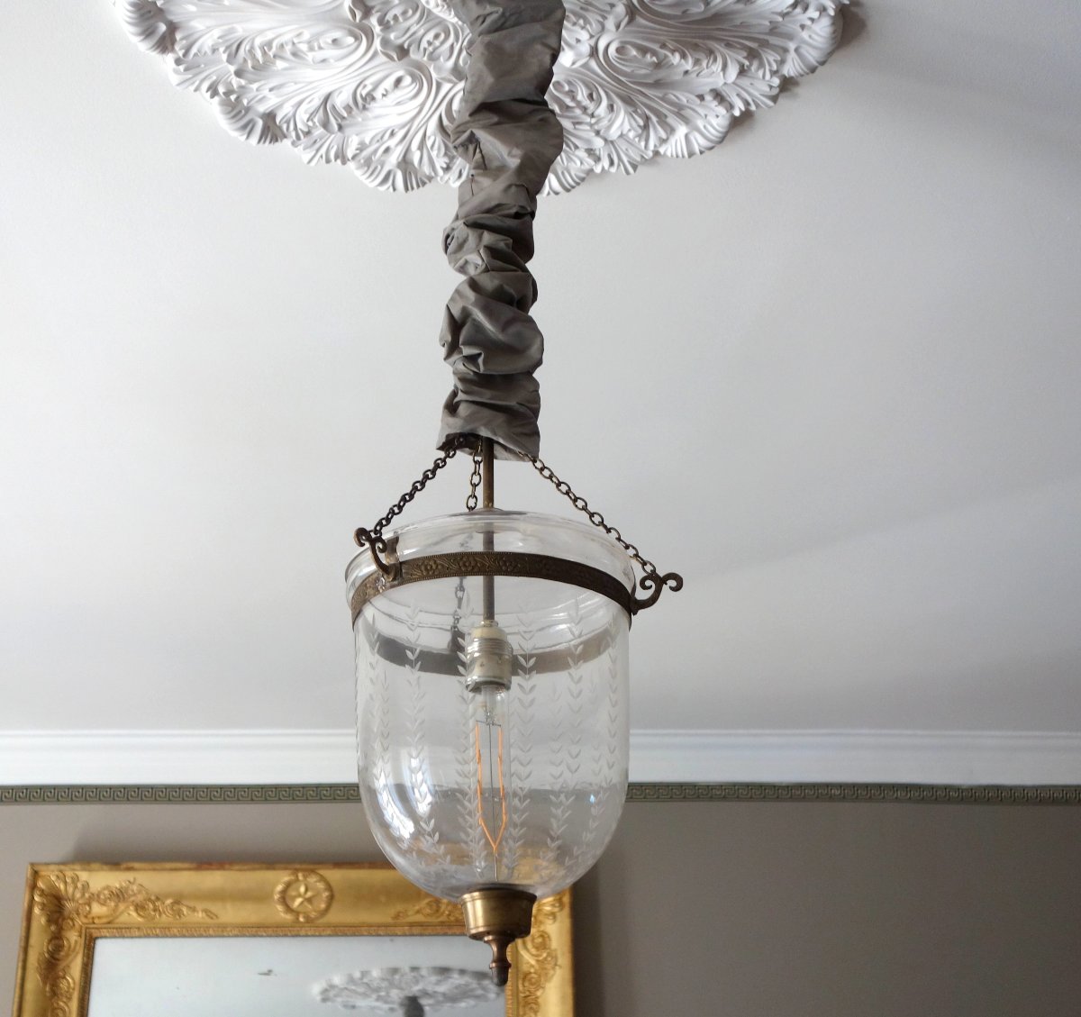 Neoclassical Bell-shaped Hallway Lantern With A Blown-glass Smoke Diffuser-photo-4