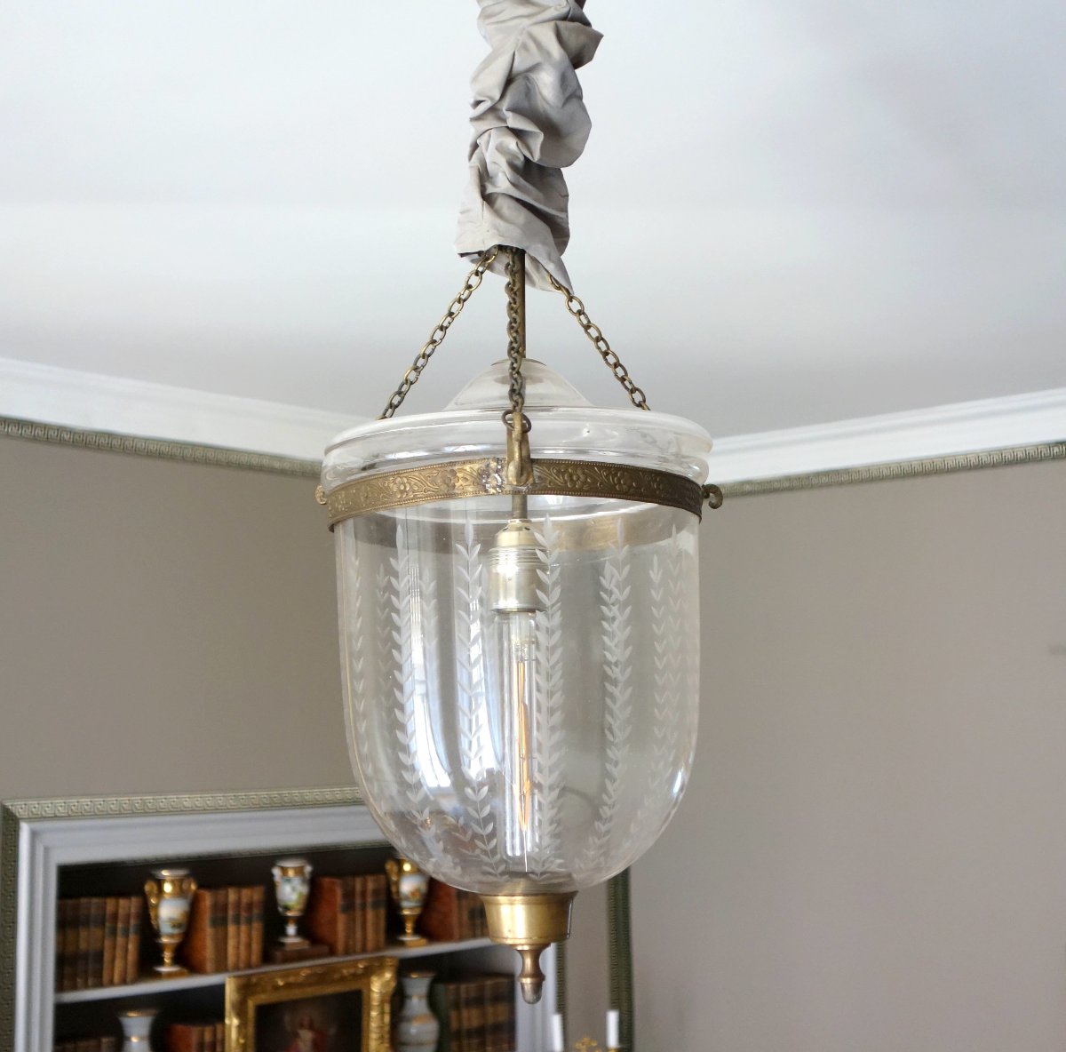 Neoclassical Bell-shaped Hallway Lantern With A Blown-glass Smoke Diffuser-photo-2