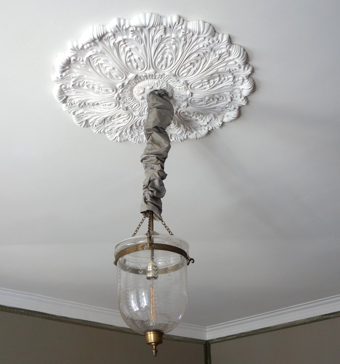 Neoclassical Bell-shaped Hallway Lantern With A Blown-glass Smoke Diffuser-photo-4