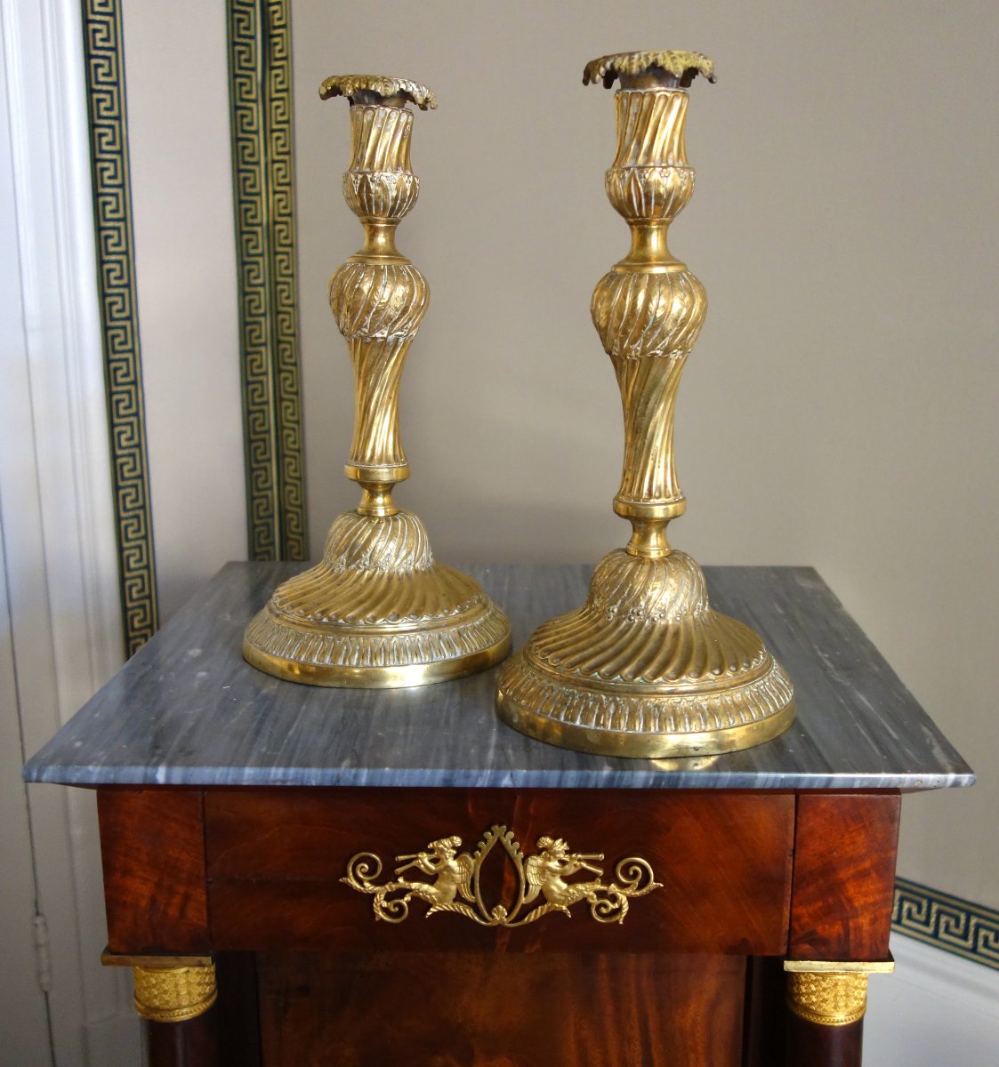 Pair Of Louis XVI-era Candlesticks / Torches In Chiseled Bronze—18th Century-photo-2