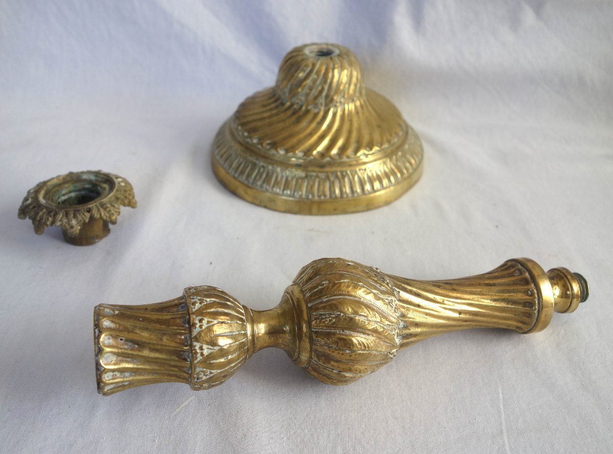 Pair Of Louis XVI-era Candlesticks / Torches In Chiseled Bronze—18th Century-photo-6