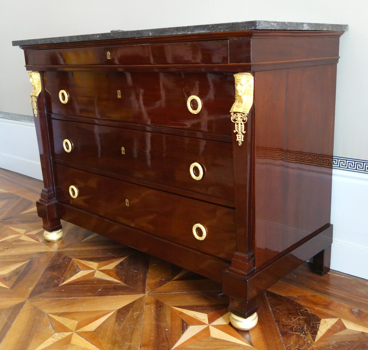 Marcion - "return From Egypt" Chest Of Drawers From The Empire Period, Made Of Mahogany And Gilded Bronze, Circa 1808-photo-3