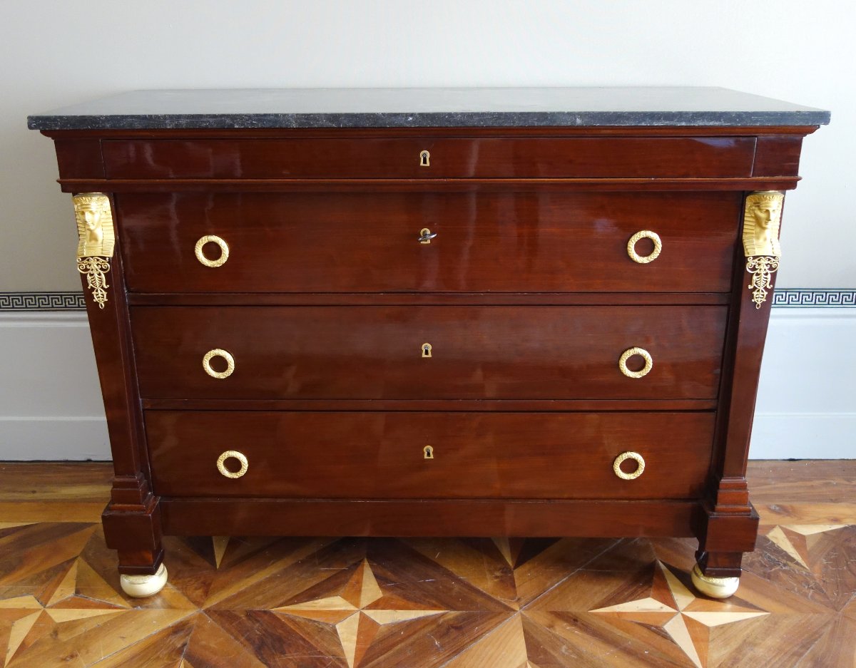 Marcion - "return From Egypt" Chest Of Drawers From The Empire Period, Made Of Mahogany And Gilded Bronze, Circa 1808