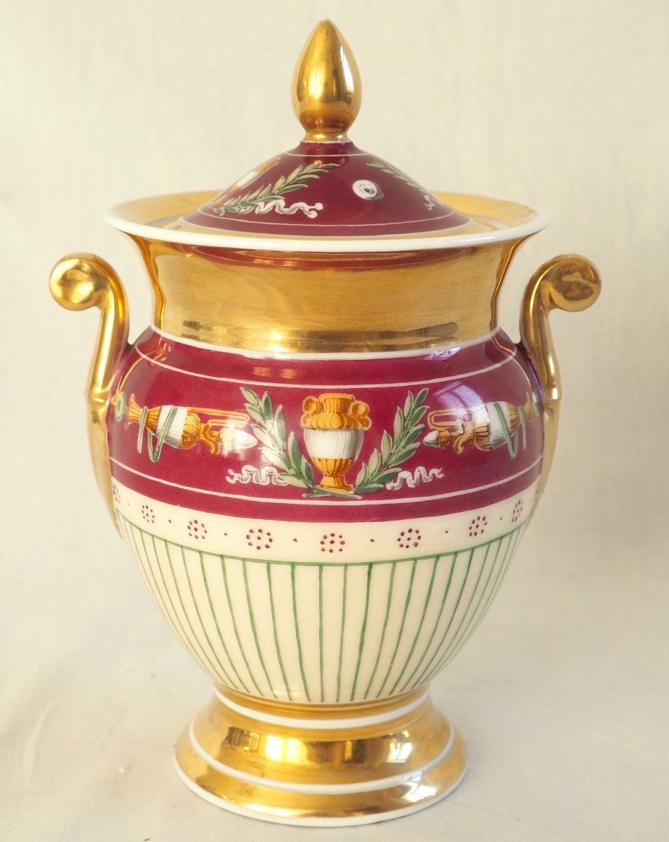 Sucrier en porcelaine d'époque Empire Restauration attribué à la Manufacture Lebon Halley-photo-4