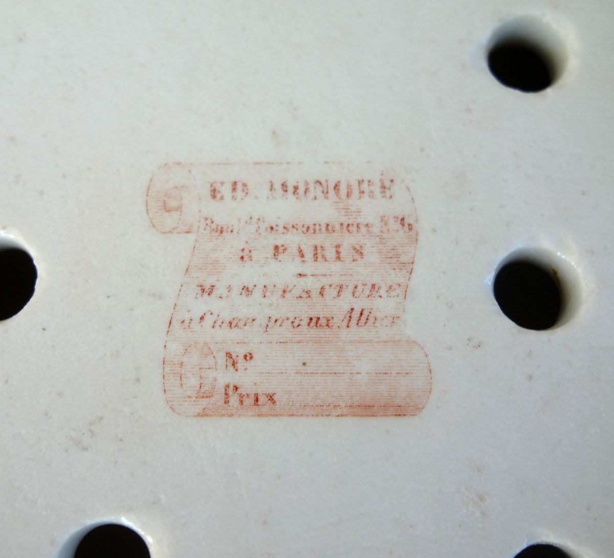 Manufacture Honoré - Grand plat à poisson ou Asperges en porcelaine blanc et or - signé-photo-1