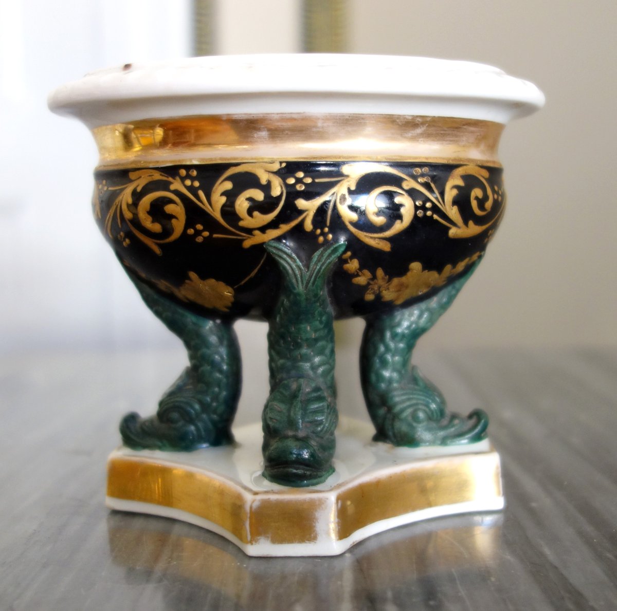 Encrier en porcelaine polychrome et or d'époque Charles X - vers 1830-photo-4