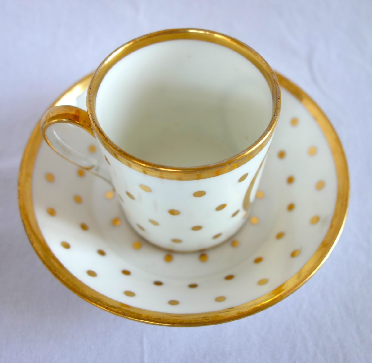 Pair Of Empire-period Porcelain "litron" Coffee Cups, With A Gold-dotted Monogram Design-photo-3