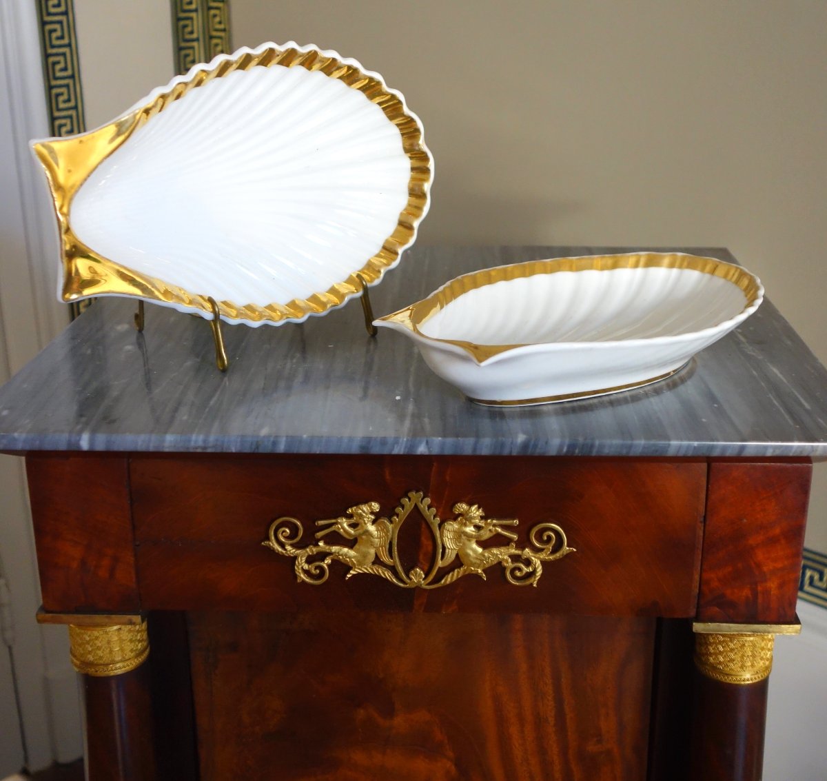Empire-period Parisian Porcelain Shell-shaped Butter Dish Or Ramekin, Gilded With Fine Gold-photo-3
