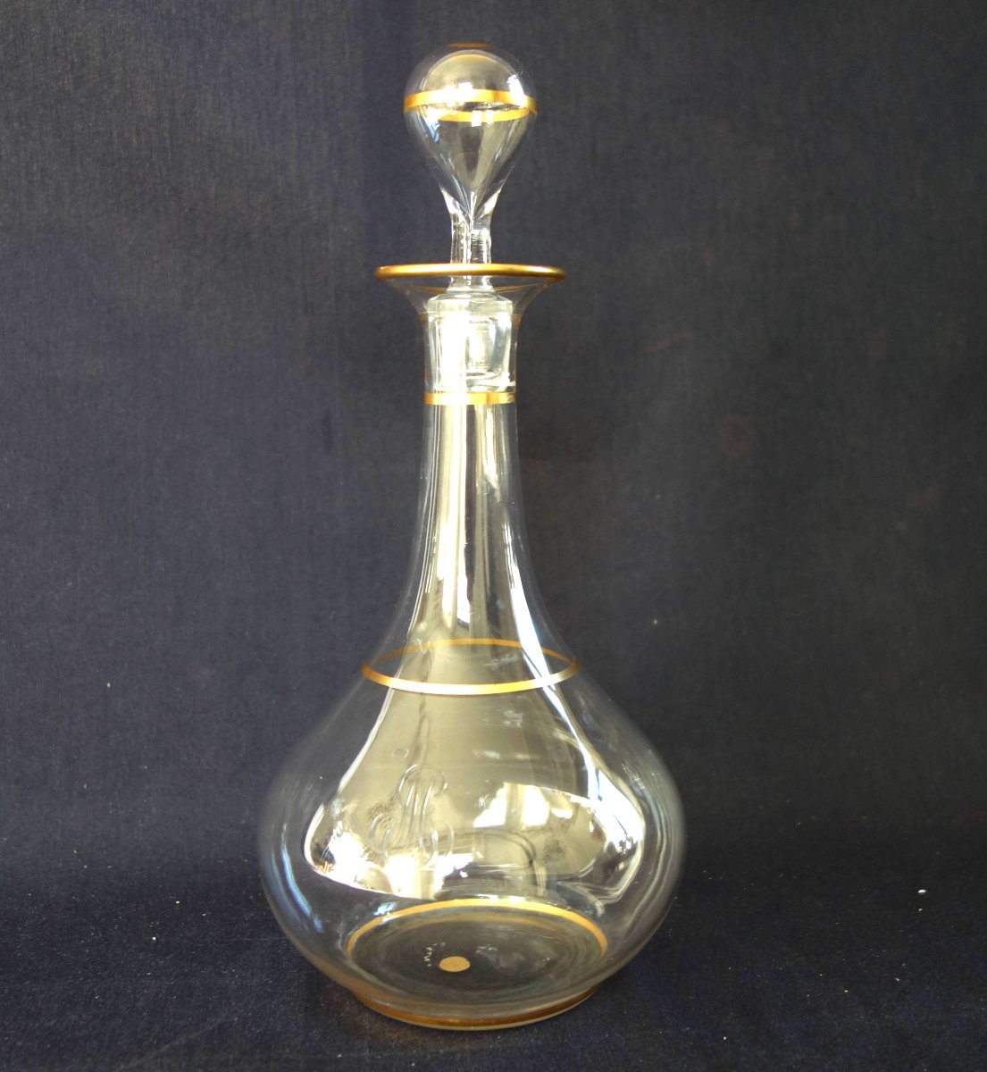 Baccarat - Crystal Decanter With Gold-plated Ribbing, Mg Monogram, And Paper Label-photo-6