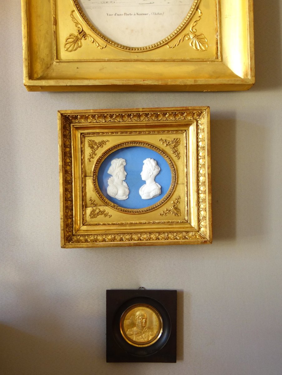 Portrait miniature de Charles X en laiton doré, époque Restauration, souvenir royaliste-photo-5