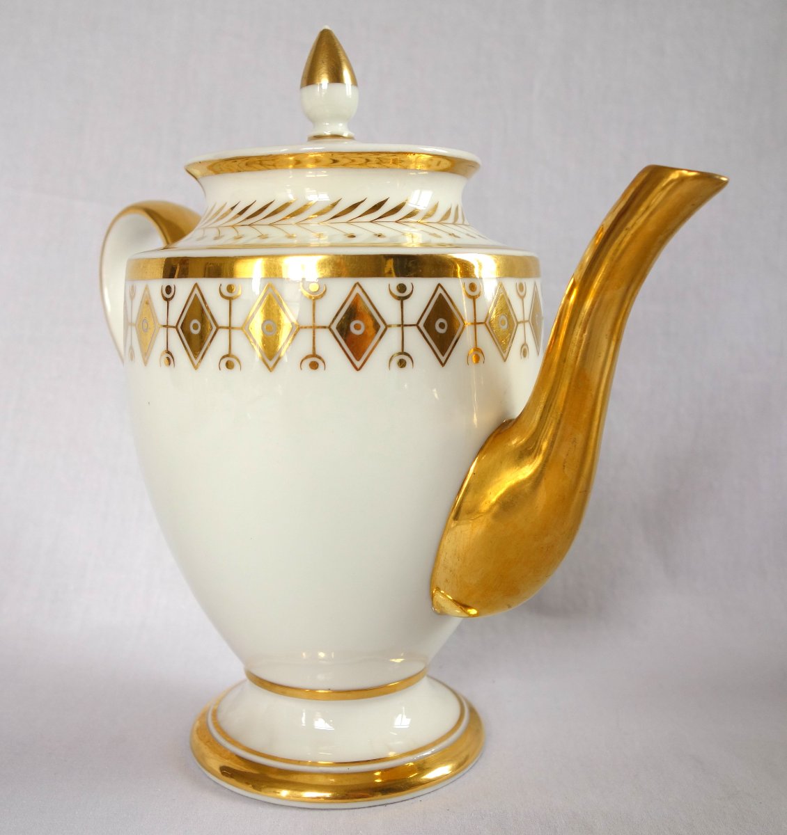 Manufacture Nast - Teapot Made Of Porcelain Gilded With Fine Gold - Empire Period-photo-1