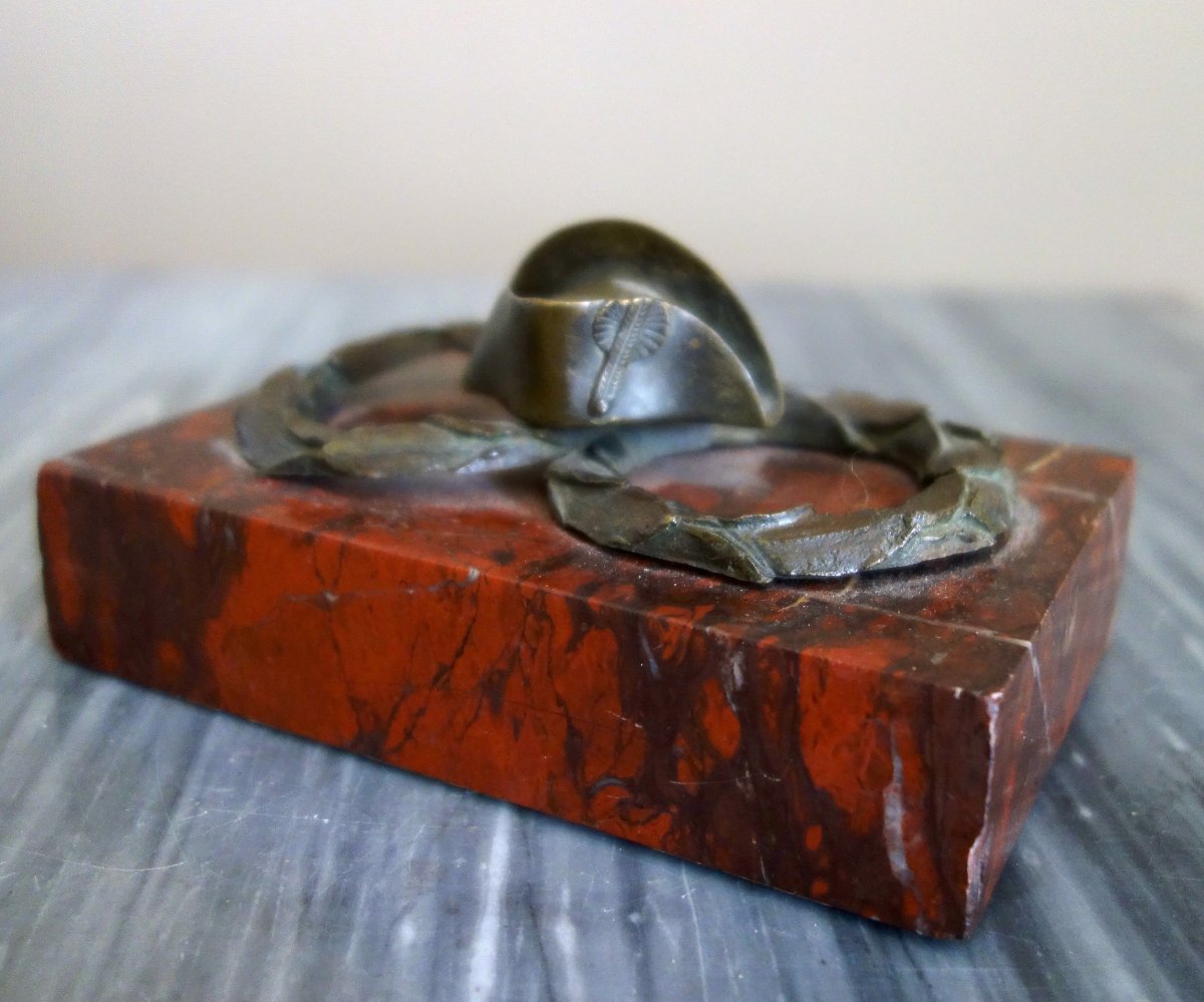 "empire" Paperweight: Napoleon's Bicorne Hat—patinated Bronze And Red Griotte Marble—circa 1840
