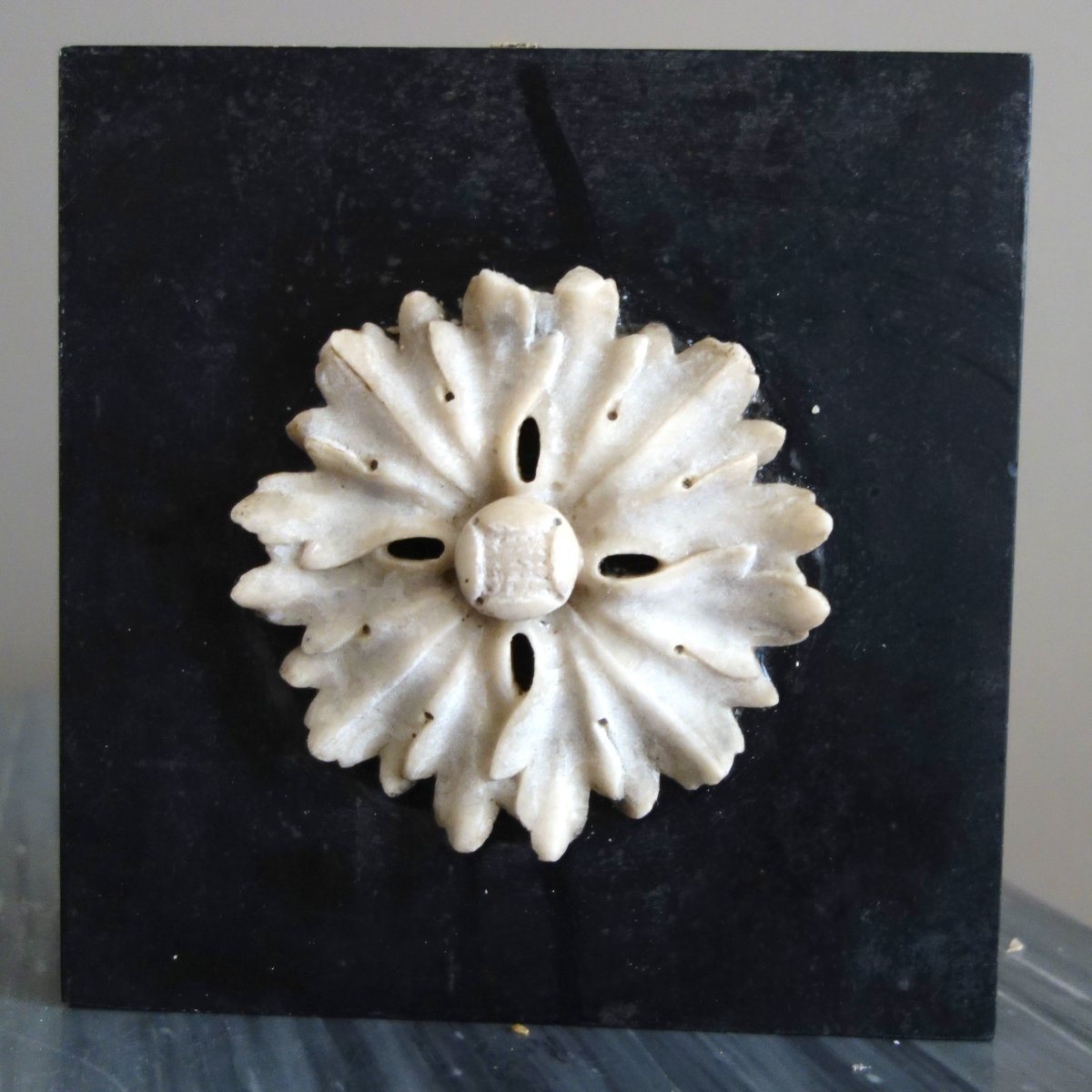 Pair Of Louis XVI-style Paperweights In White And Black Marble—early 19th Century-photo-1