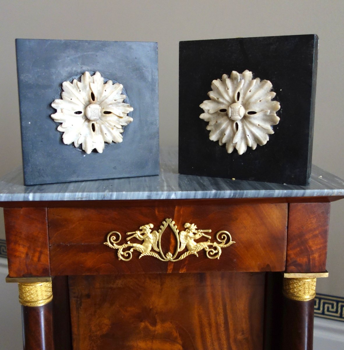 Pair Of Louis XVI-style Paperweights In White And Black Marble—early 19th Century