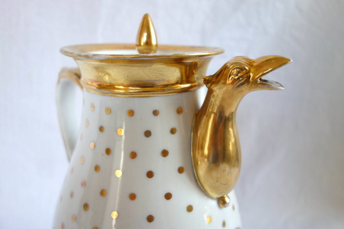 Empire-period Parisian Porcelain Coffee Pot With A Dotted Gold Monogram Design-photo-7