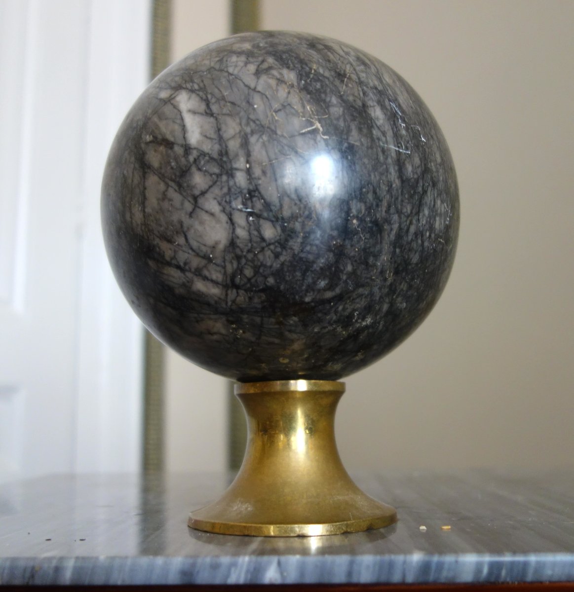 Grande boule de rampe d'escalier en marbre d'époque 19e siècle-photo-4