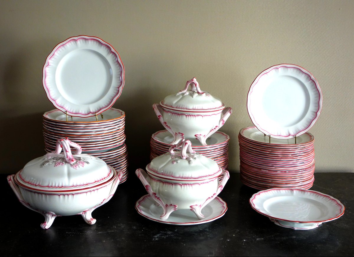 Manufacture de Lunéville, Période Gallé - Service de table faïence pour 24 personnes, 75 pièces