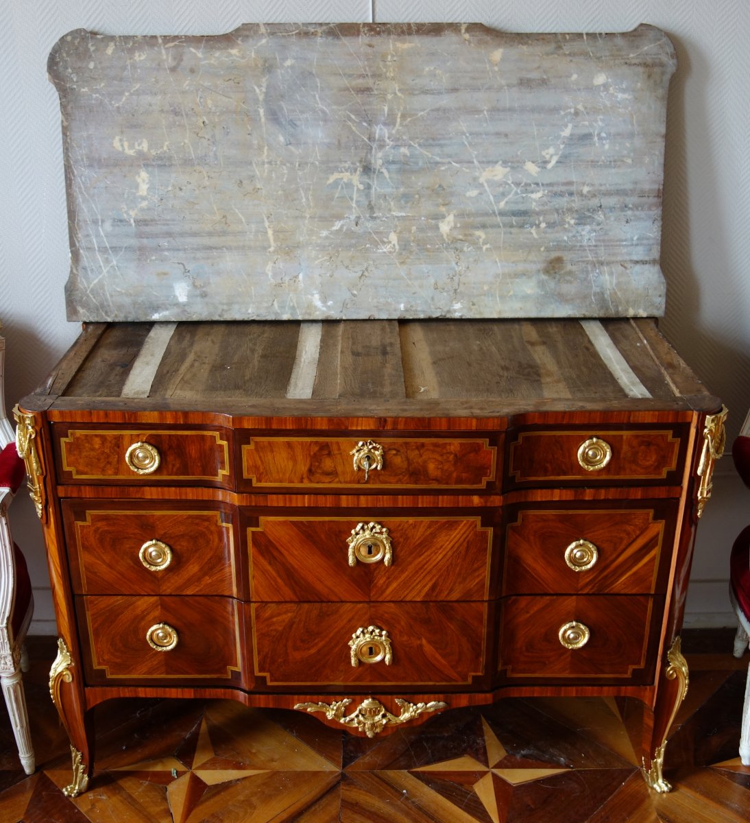 Commode Parisienne En Marqueterie d'époque Transation Circa 1770-photo-7