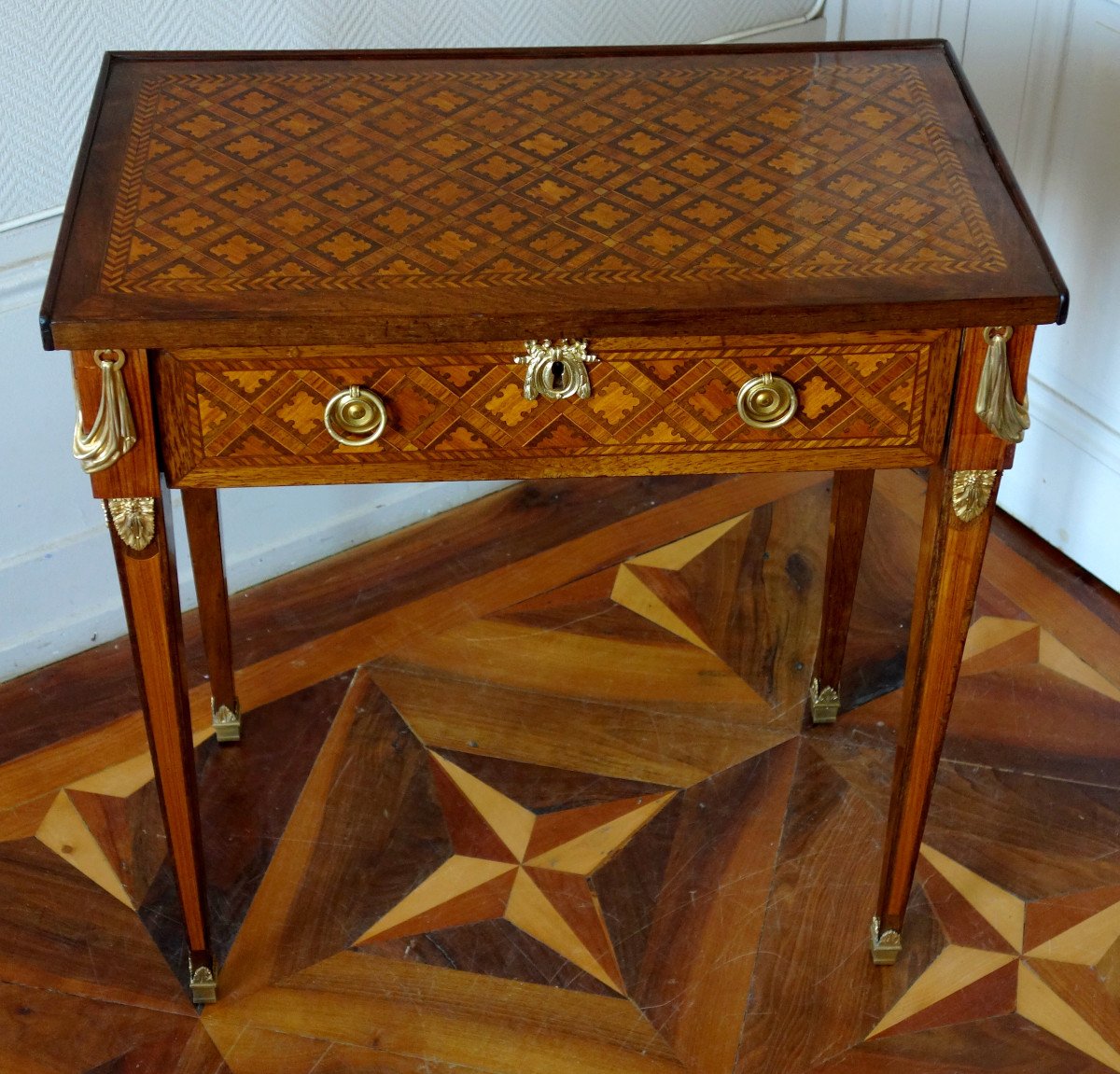 Salon Table In Queen Marquetry And Gilt Bronze - Louis XVI Period-photo-1
