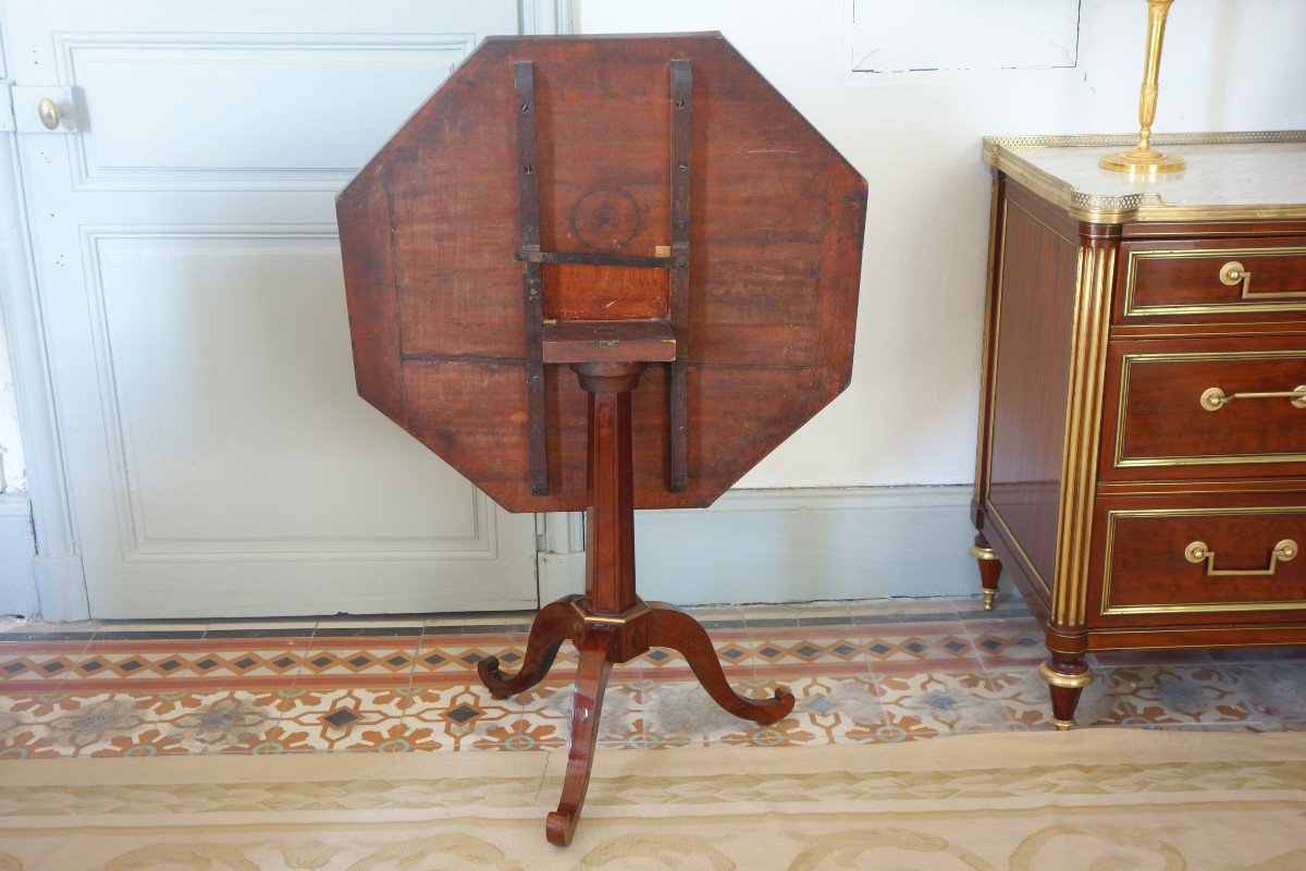 Table à jeu guéridon octogonal d'époque Directoire en acajou et ébène, fin XVIIIe siècle-photo-1