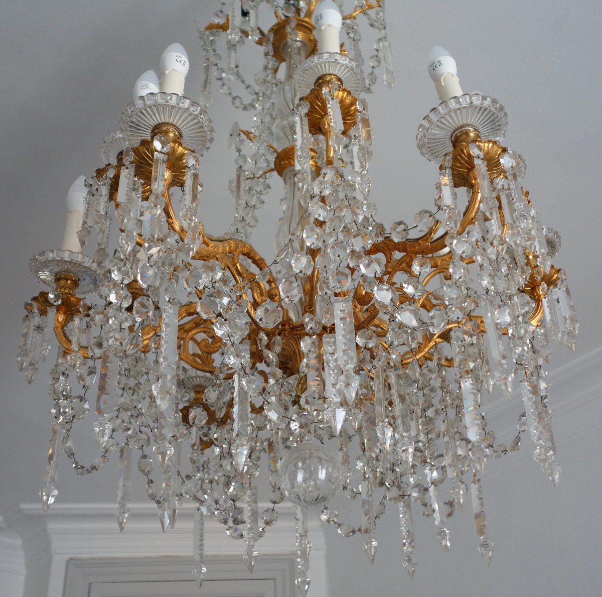 Louis XVI Style Baccarat Crystal And Gilt Bronze (ormolu) Chandelier, 12 Lights, Late 19th Century-photo-3