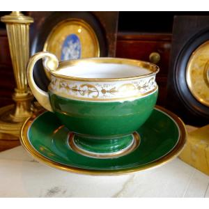 Large Chocolate Cup In Green And Gold Paris Porcelain, Empire Period, Attributed To Nast
