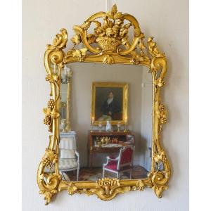 Grand Miroir Provencal d'époque Louis XV En Bois Doré Richement Sculpté, Glace Au Mercure