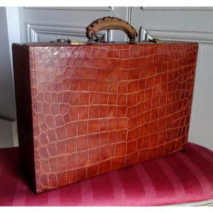 The Attics Of A Castle - Large Crocodile Leather Suitcase And Its Carrying Cover