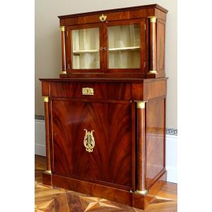 Meuble de collectionneur, cabinet à secrets d'époque Empire en acajou et bronze doré au mercure