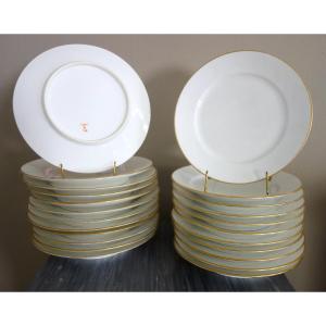 Nast : suite de 12 assiettes de table & à dessert porcelaine à filet or époque Empire - signées