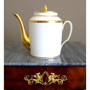 Theière litron d'époque Empire en porcelaine de Paris dorée à l'or fin