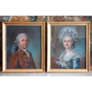 Ecole Française du 18e siècle, paire de portraits pastels d'époque Louis XVI