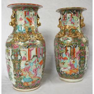 Paire de vases / potiches en porcelaine de Canton, Chine vers 1880 - 36cm