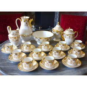 Service à café complet pour 12 en porcelaine de Paris dorée or fin - époque Empire - 17 pièces