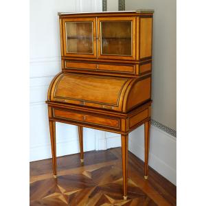  Bureau cylindre en citronnier et acajou, fin de l'époque Louis XVI