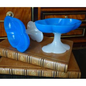 Baccarat - Pair Of Baguiers, Blue And White Opaline Polylobed Bowls From The Charles X Period