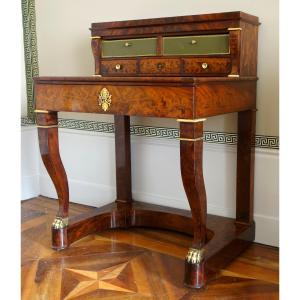Bureau de milieu table à écrire cartonnier d'époque Empire en acajou et bronze doré