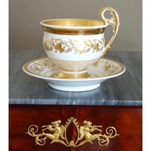 Large Breakfast/hot Chocolate Cup Made Of Gilded Parisian Porcelain, Empire Period
