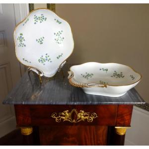 Manufacture Dihl et Guerhard - paire d'assiettes à pain en porcelaine décor aux barbeaux signée
