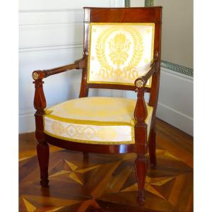 Fauteuil de bureau ou de chambre d'époque Empire en acajou et bronze doré - galons au fil d'or
