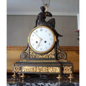 Louis XVI-era Clock In Patinated And Gilded Bronze—an Allegory Of Love, Late 18th Century