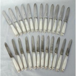 A 12-piece Knife Set In Solid Silver And Mother-of-pearl, Signed By Comte Coustelier De La Reine