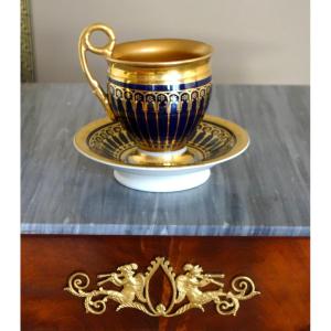 Empire Restauration Hot Chocolate Cup Made Of Parisian Porcelain, With Blue And Gold Decoration