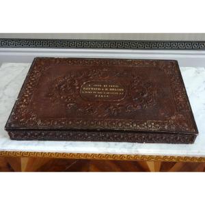 Large Cardboard Box Imitating Embossed Leather, Signed "à Jean De Paris Raynaud & Heloin"