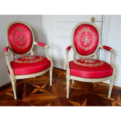 Delaisement: Pair Of Luxurious Cabriolet Armchairs, Louis XVI Period - Stamped