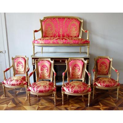 Mobilier De Salon Louis XVI En Bois Doré Damas De Soie Rouge Et Or - 4 Fauteuils Et 1 Canapé