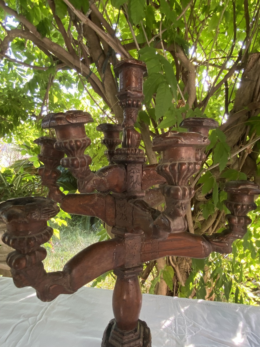 Paire de chandeliers en bois sculpté.  Art populaire du XVIIIème siècle. -photo-3